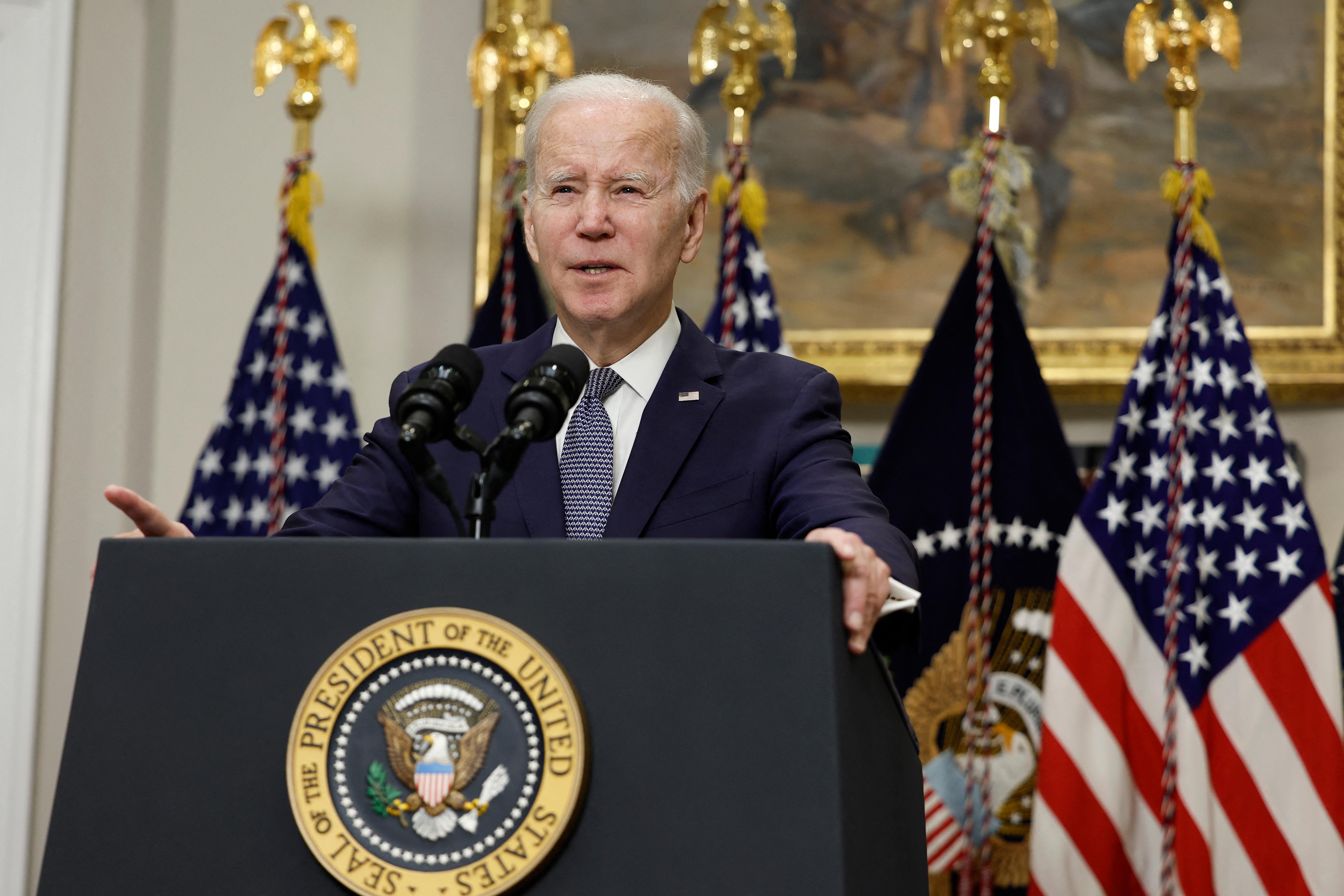 Norte-americanos podem ter confian&ccedil;a de que sistema banc&aacute;rio &eacute; seguro, diz Biden