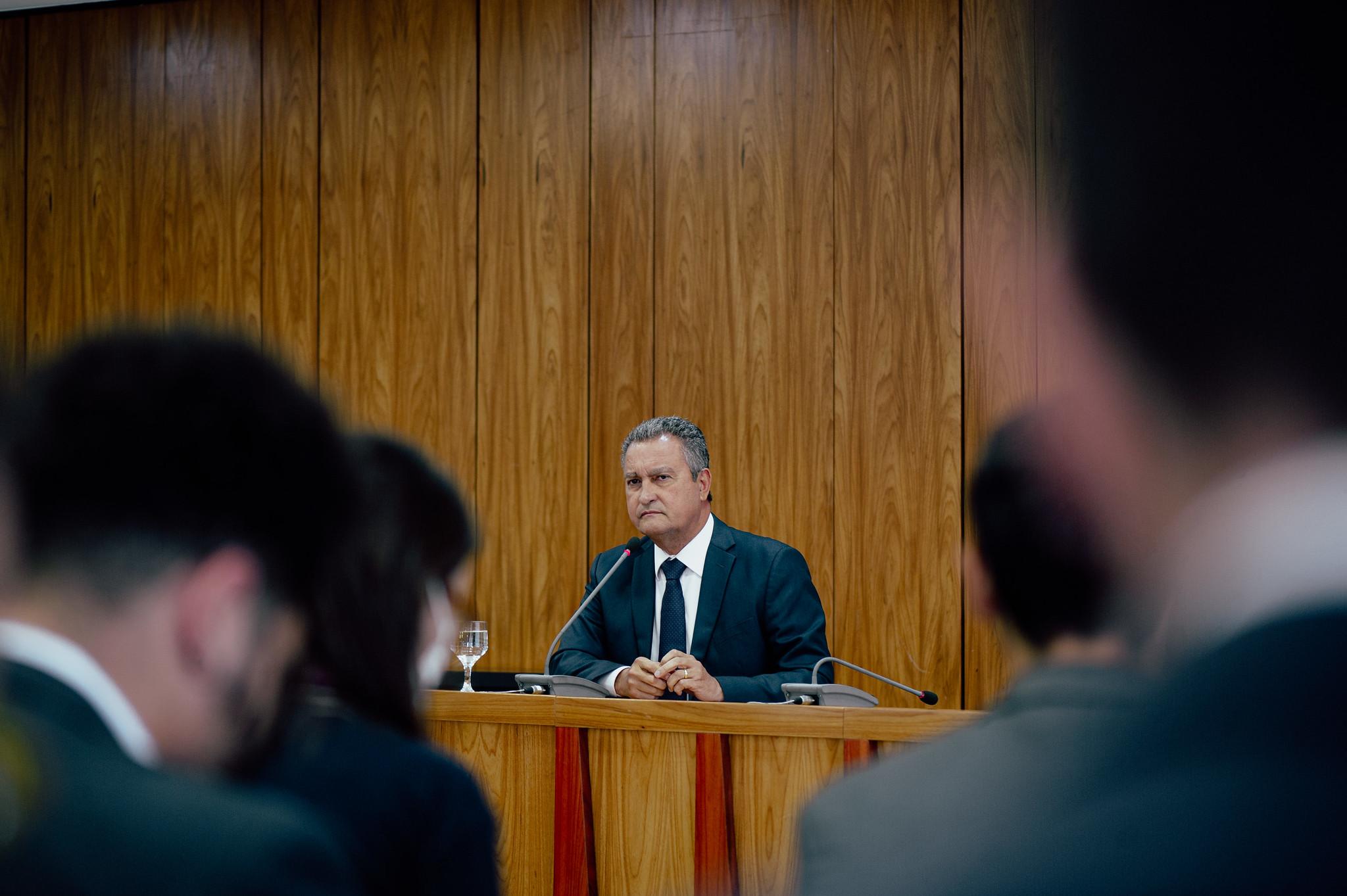 Campos Neto faz cr&iacute;ticas ao presidente do BC