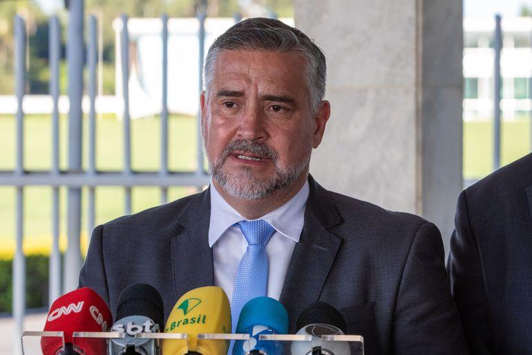 Pimenta confia que governo aprovar&aacute; marco fiscal e reforma tribut&aacute;ria no Congresso