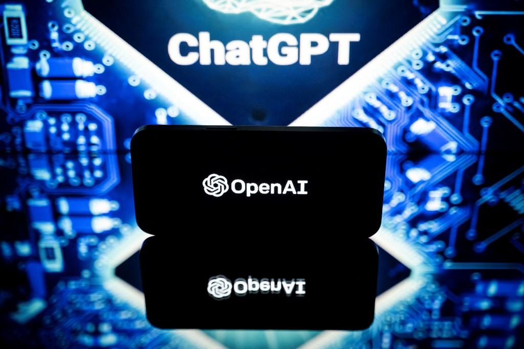 ChatGPT utiliza intelig&ecirc;ncia artificial e &eacute; capaz de realizar diversas fun&ccedil;&otilde;es