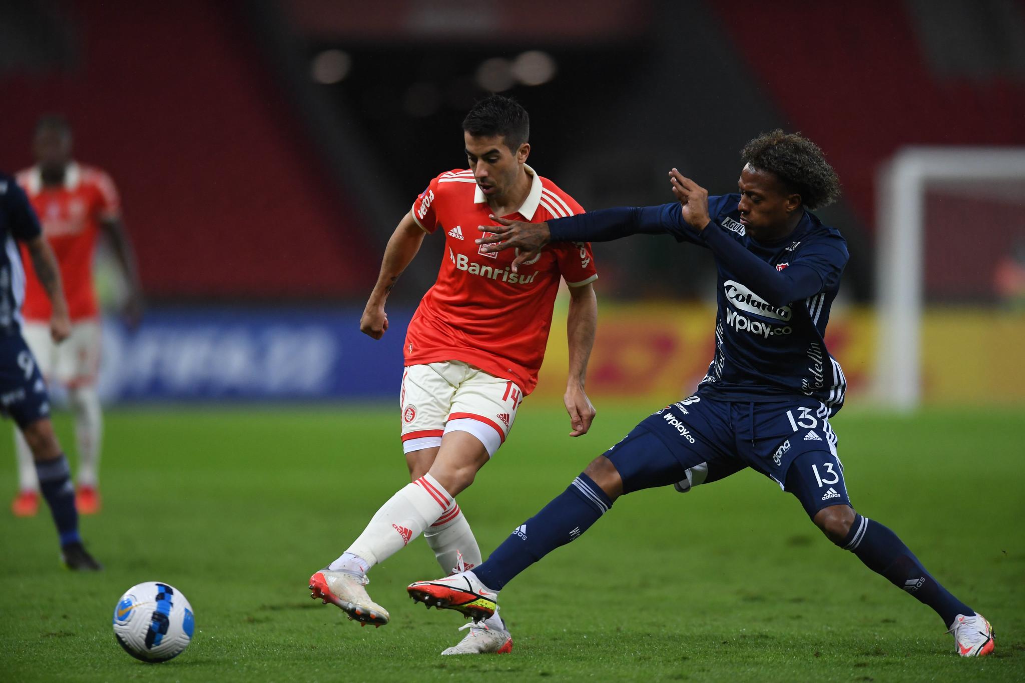 Inter e Independiente Medell&iacute;n se enfrentaram na Sul-Americana 2022