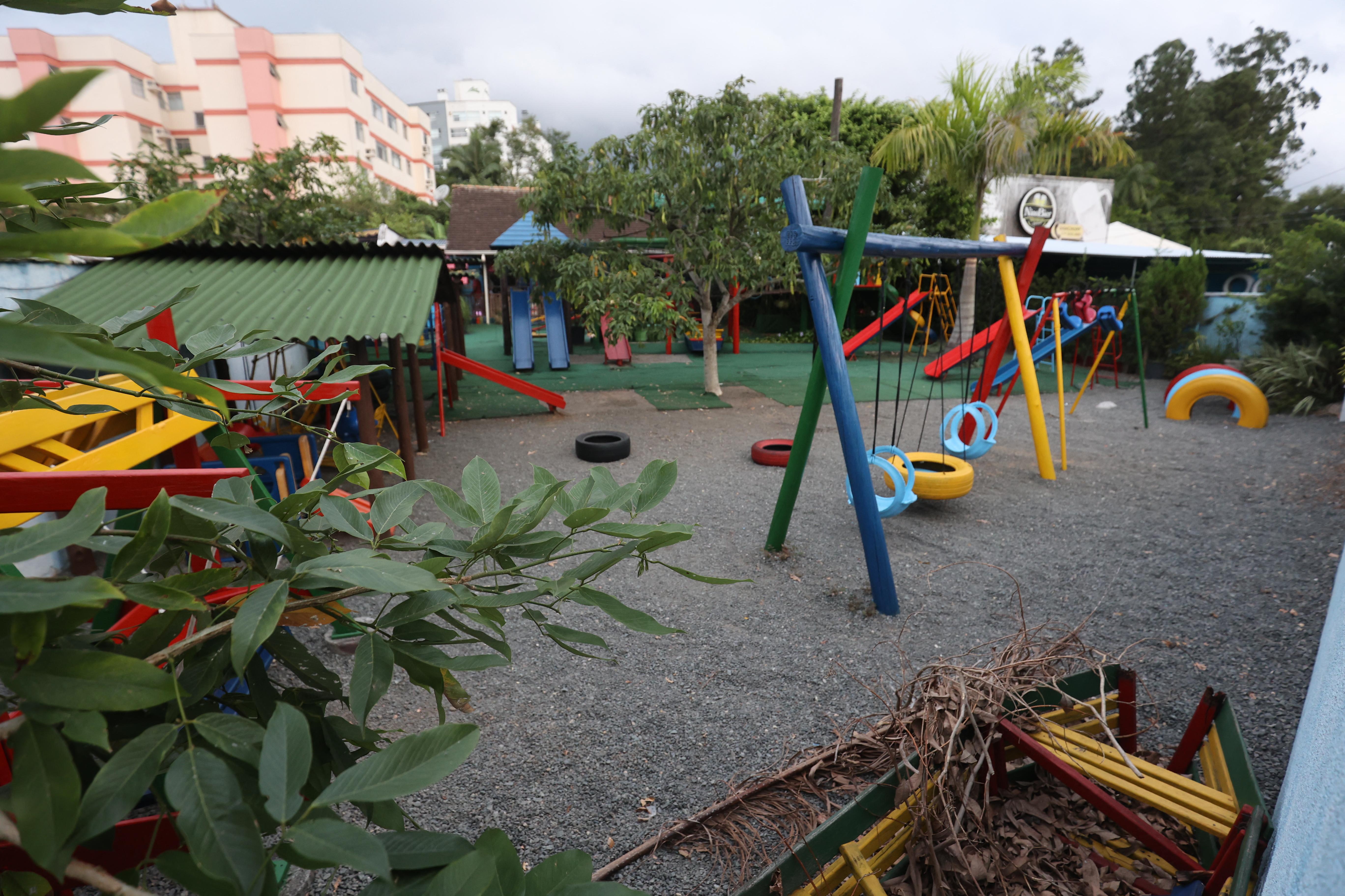 Pol&iacute;cia define nesta quinta se homem que matou crian&ccedil;as em creche continuar&aacute; preso