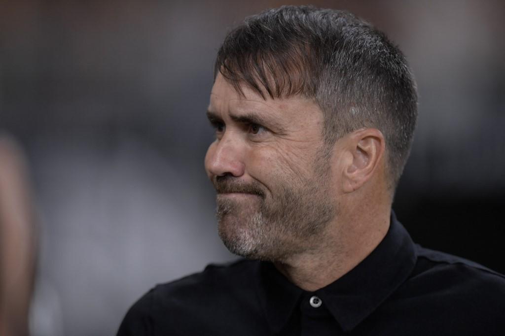 Treinador garantiu perman&ecirc;ncia