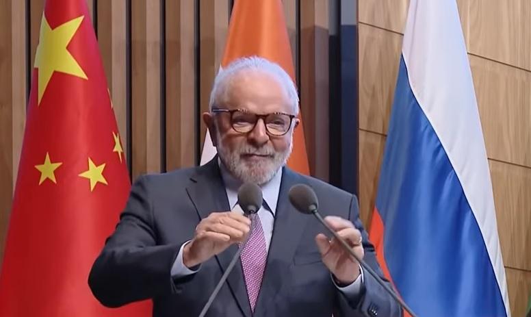 Lula destaca vi&eacute;s social do Banco dos Brics em posse de Dilma Rousseff