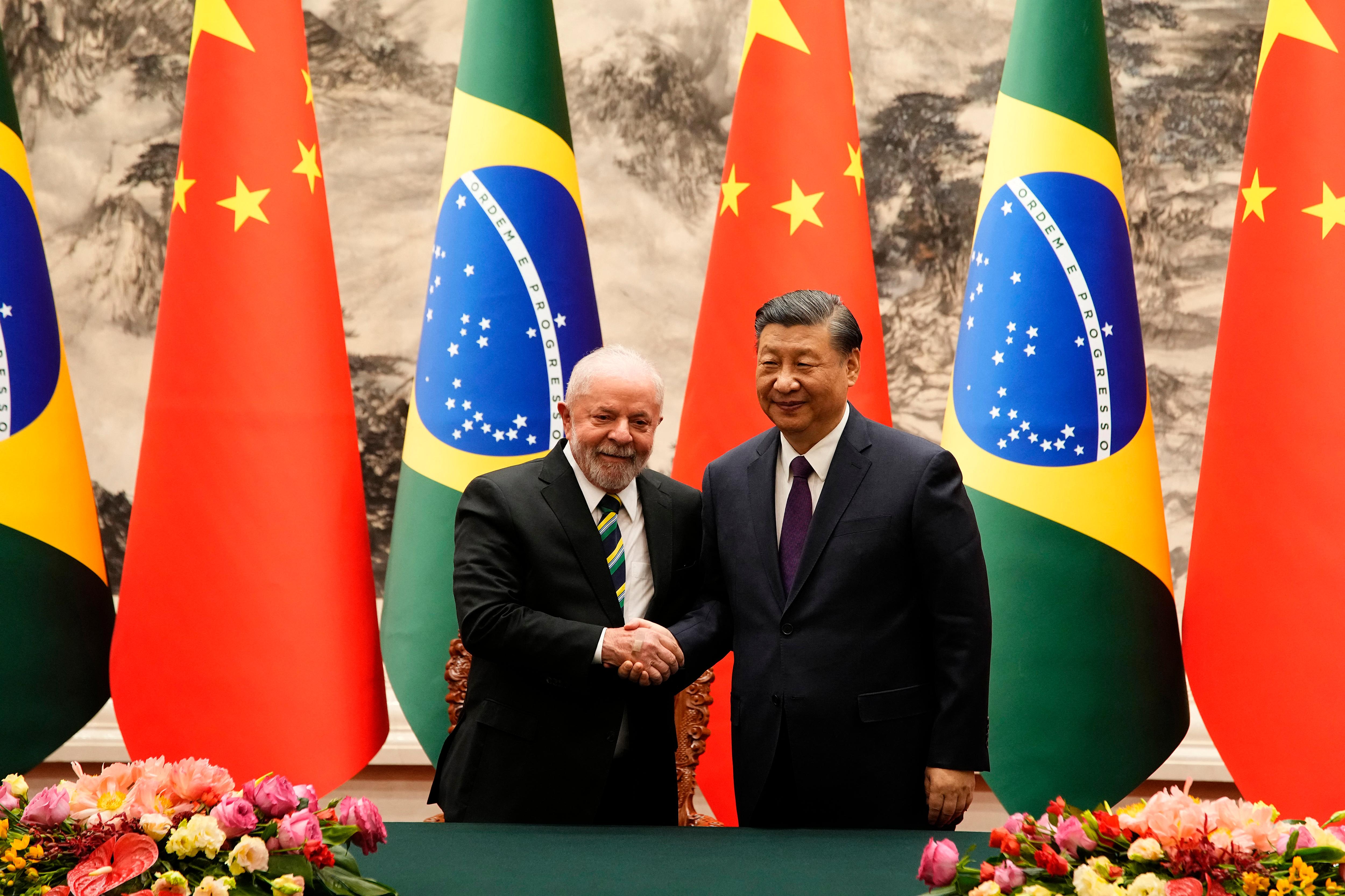 Presidente chin&ecirc;s afirma que desenvolvimento de seu pa&iacute;s abrir&aacute; novas oportunidades para o Brasil