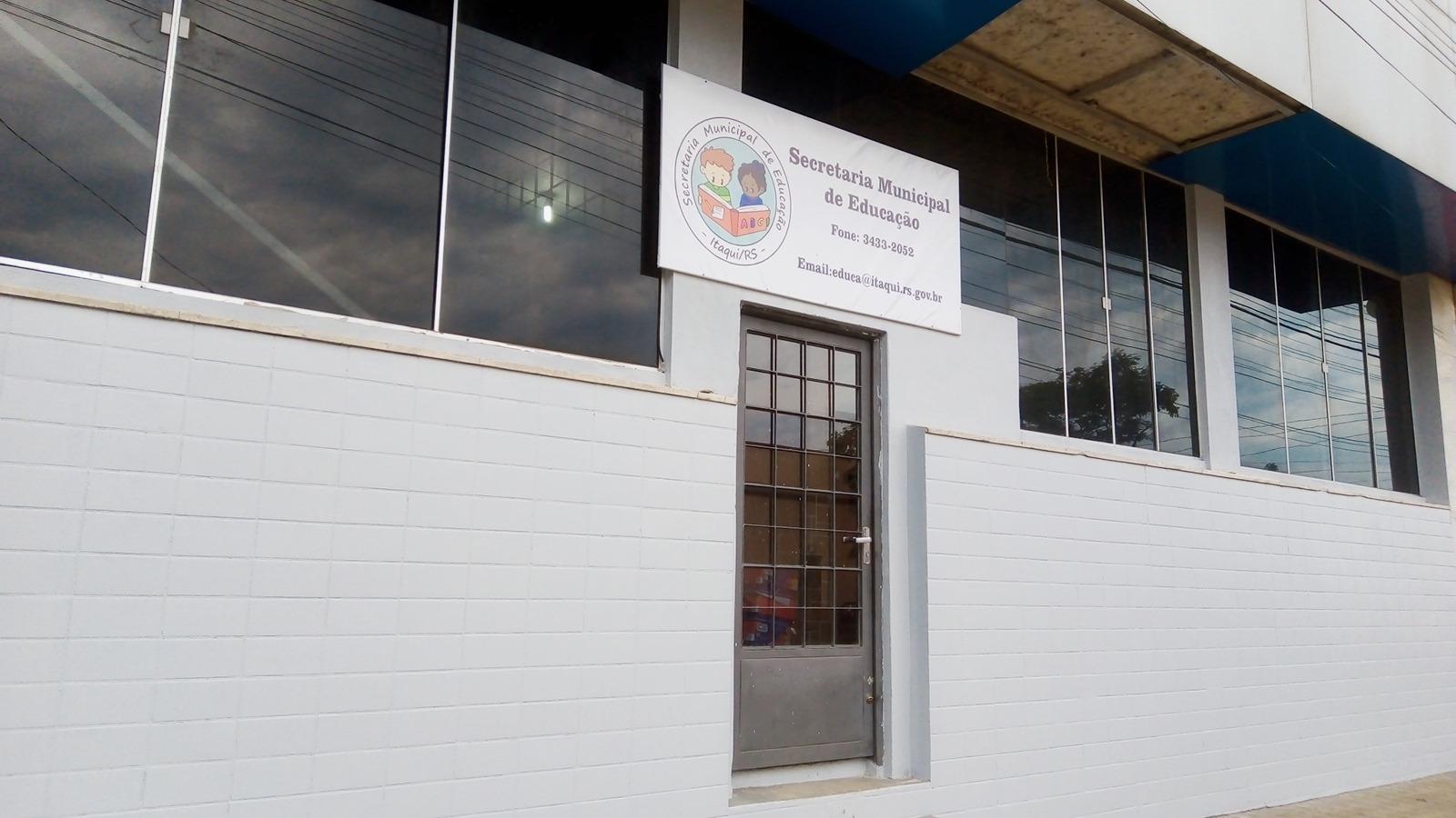 Aulas foram suspensas nos 16 educand&aacute;rios da rede municipal de ensino nesta quinta