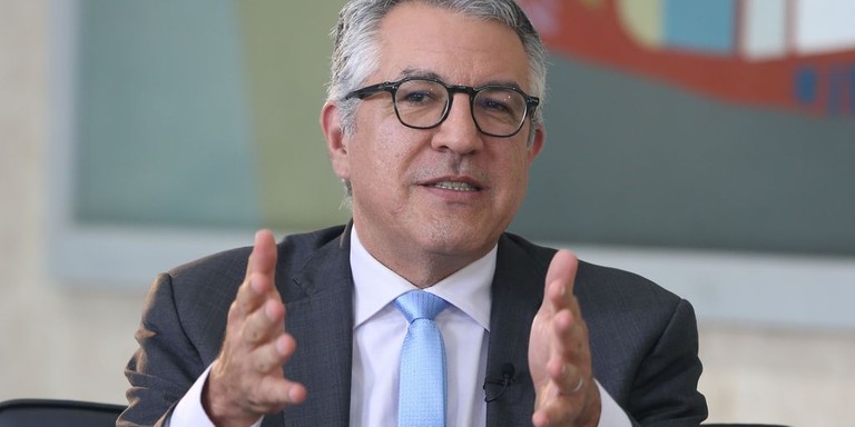 Padilha afirmou que Lula deve ter reunião ministerial nesta quinta-feira (15) Padilha afirmou que Lula deve ter reunião ministerial nesta quinta-feira (15)