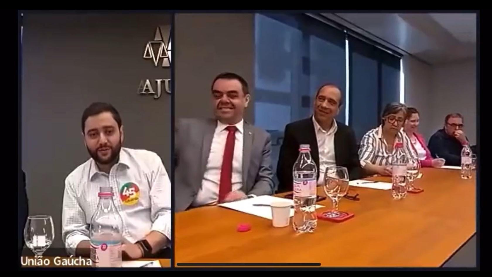 Em 2022, o ent&atilde;o candidato a vice-governador durante debate com servidores