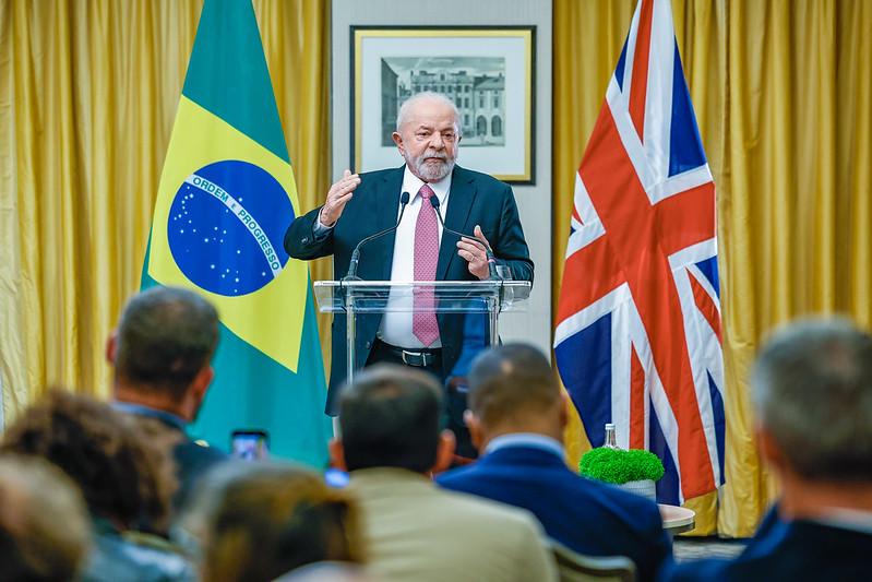 Lula cumpre agenda em Londres 