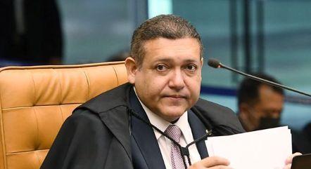 Ministro do STF Nunes Marques passou por procedimento m&eacute;dico neste domingo