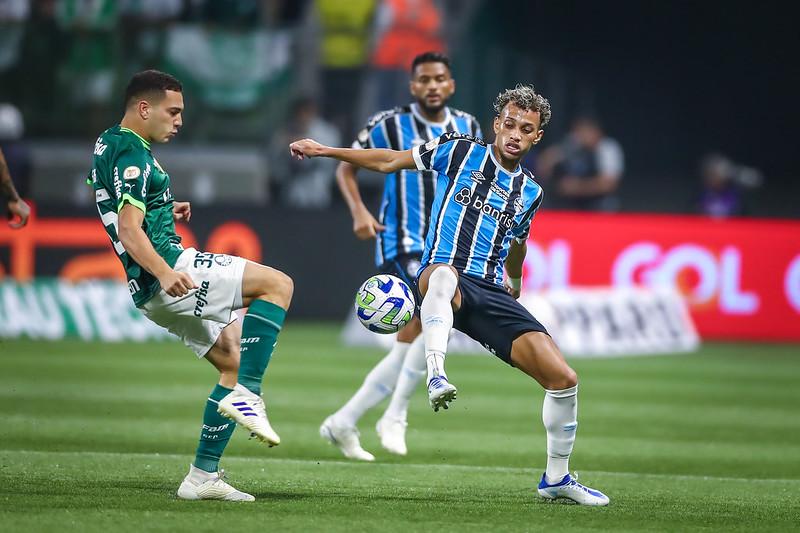 Guerra garante estar alinhado com Renato e admite necessidade de refor&ccedil;os para o Gr&ecirc;mio 
