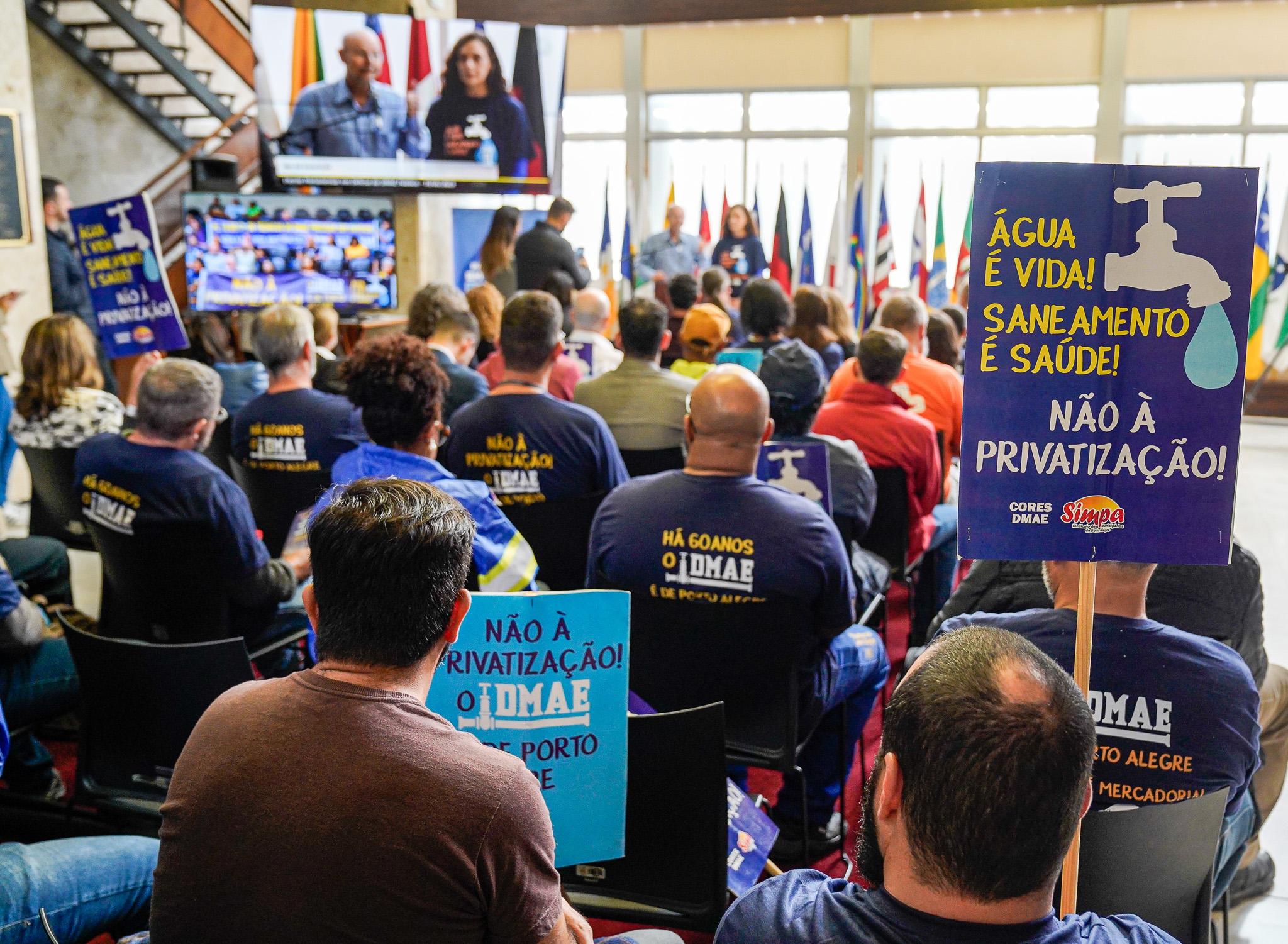 Dezenove deputados assinaram a cria&ccedil;&atilde;o da Frente Parlamentar em Defesa do Dmae P&uacute;blico