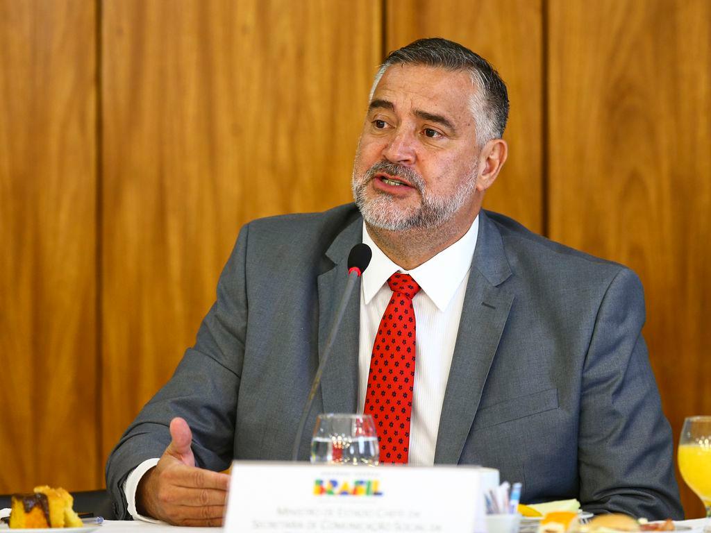 Ministro Paulo Pimenta afirmou que a comiss&atilde;o vai se voltar contra a oposi&ccedil;&atilde;o