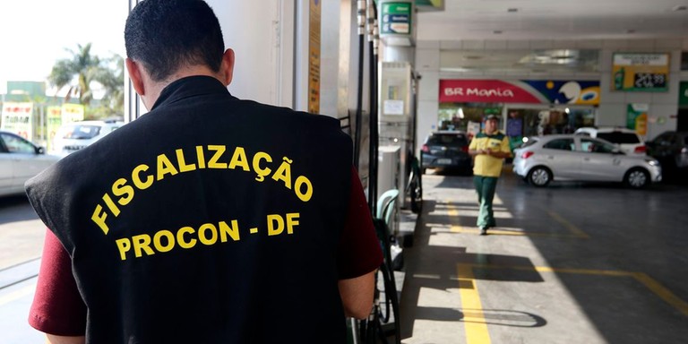 Fiscalização foi anunciada em postos de todo o país Fiscalização foi anunciada em postos de todo o país