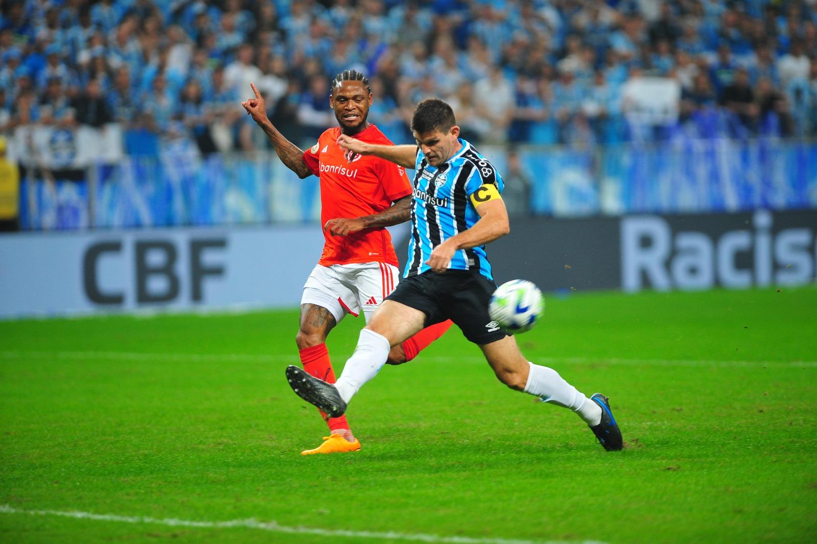 Kannemann vira "le&atilde;o com fome" e acumula cart&otilde;es no Gr&ecirc;mio 