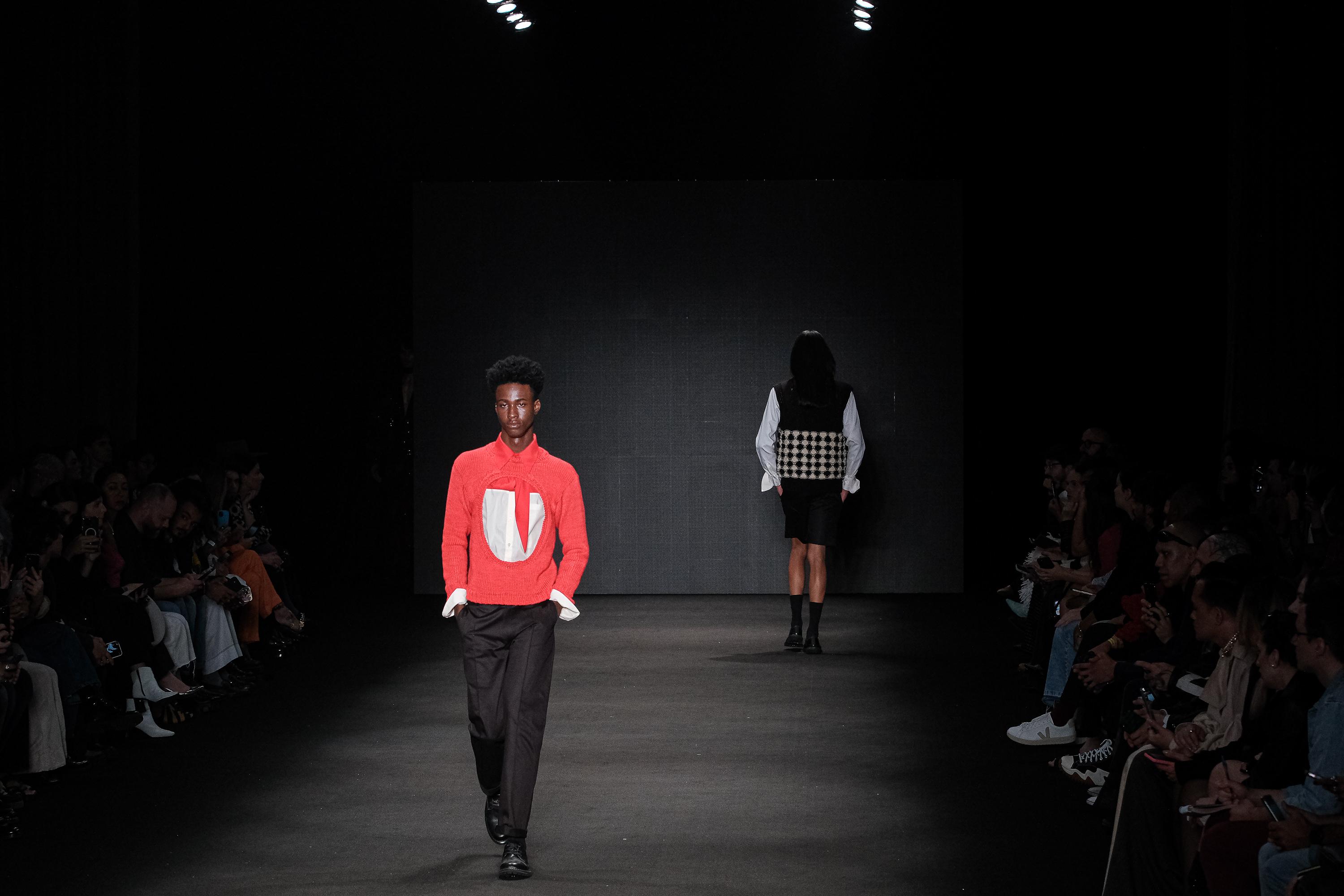 Desfile da grife do estilista Igor Dadona abriu o primeiro dia completo de SPFW