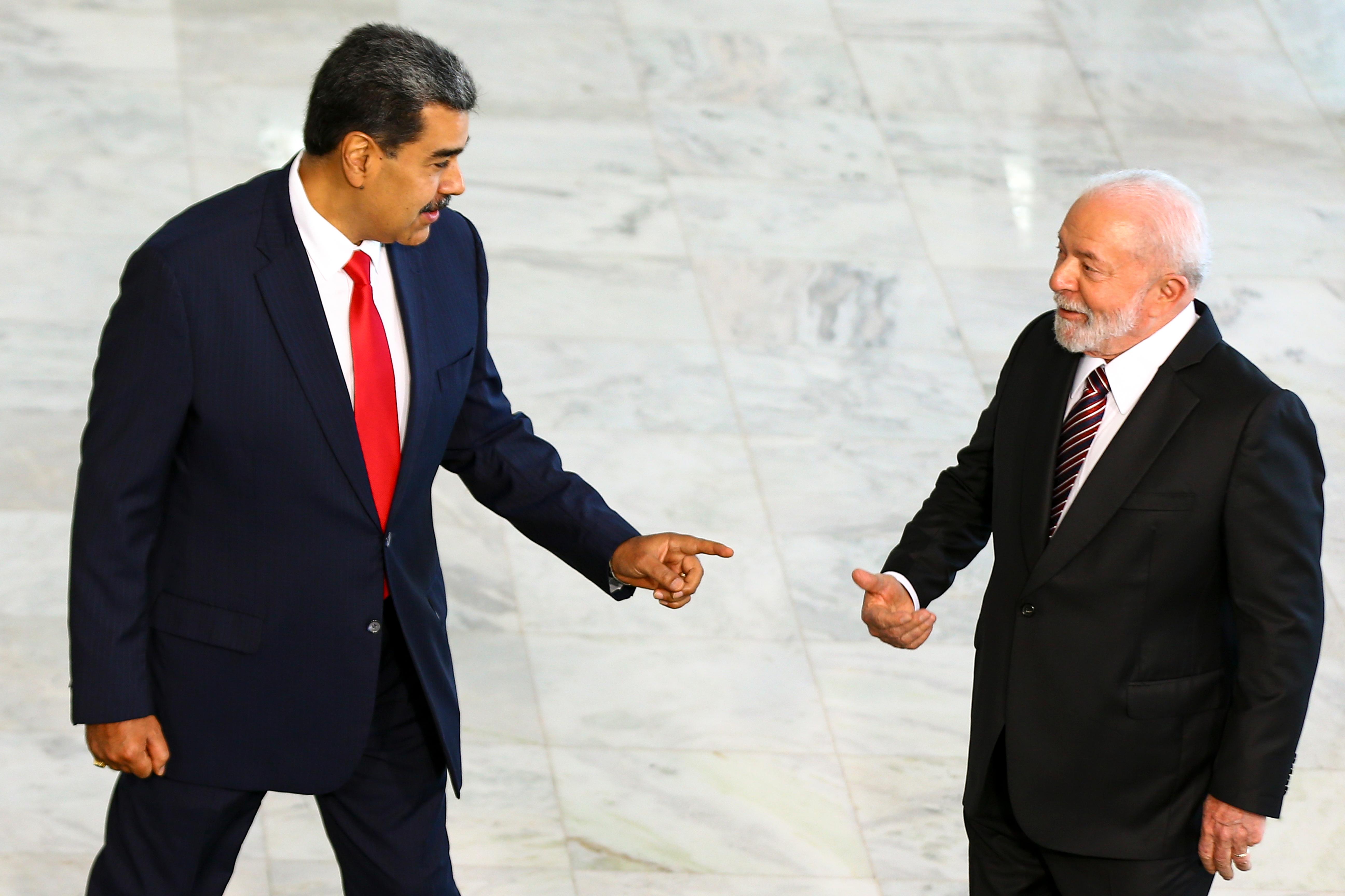 O presidente Luiz In&aacute;cio Lula da Silva recebe o presidente da Venezuela, Nicol&aacute;s Maduro, no Planalto