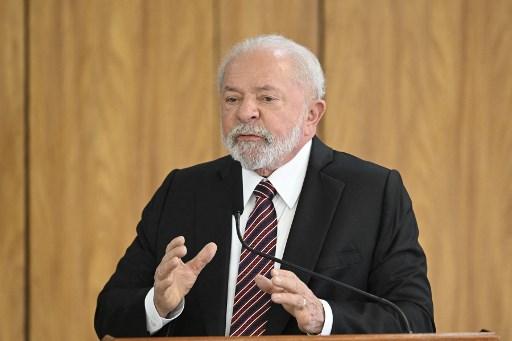 Ve&iacute;culo oficial de propaganda do Governo" foi utilizado como instrumento por Lula