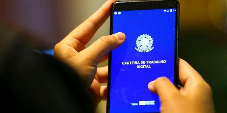 Desemprego fica estável no Brasil Desemprego fica estável no Brasil