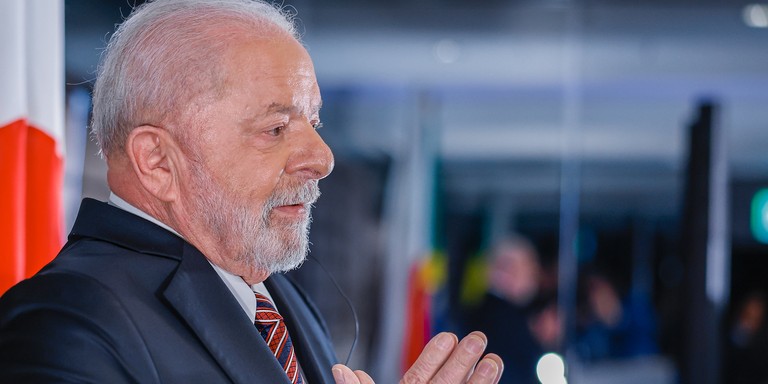 Lula articula para não ter outra derrota no Congresso Lula articula para não ter outra derrota no Congresso