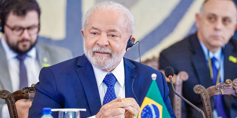 Lula comemora resultado do PIB brasileiro Lula comemora resultado do PIB brasileiro