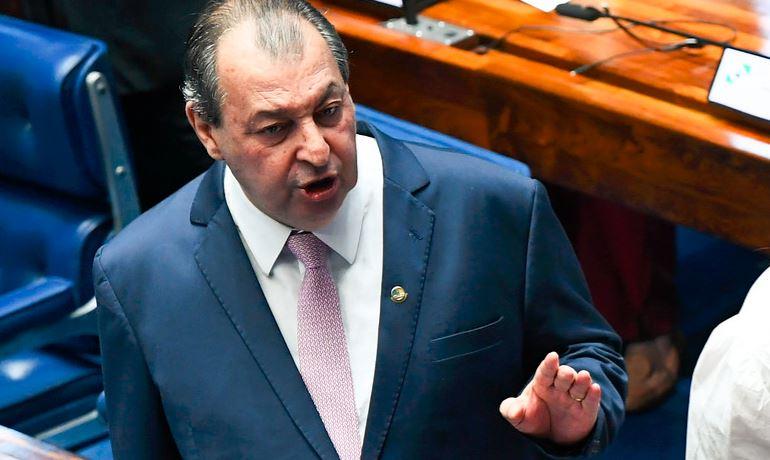 Segundo Aziz, Haddad afirmou que mudan&ccedil;as no texto t&ecirc;m de ser tratadas entre os parlamentares