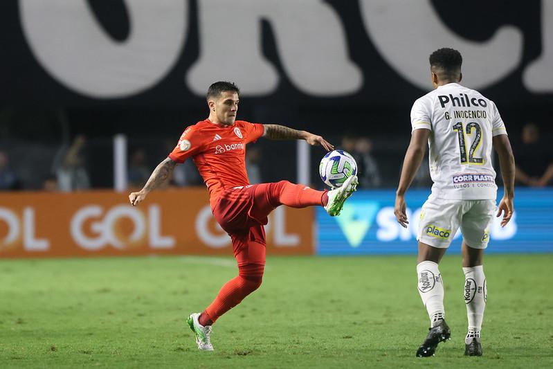 Inter abre semana preocupado em buscar equil&iacute;brio 