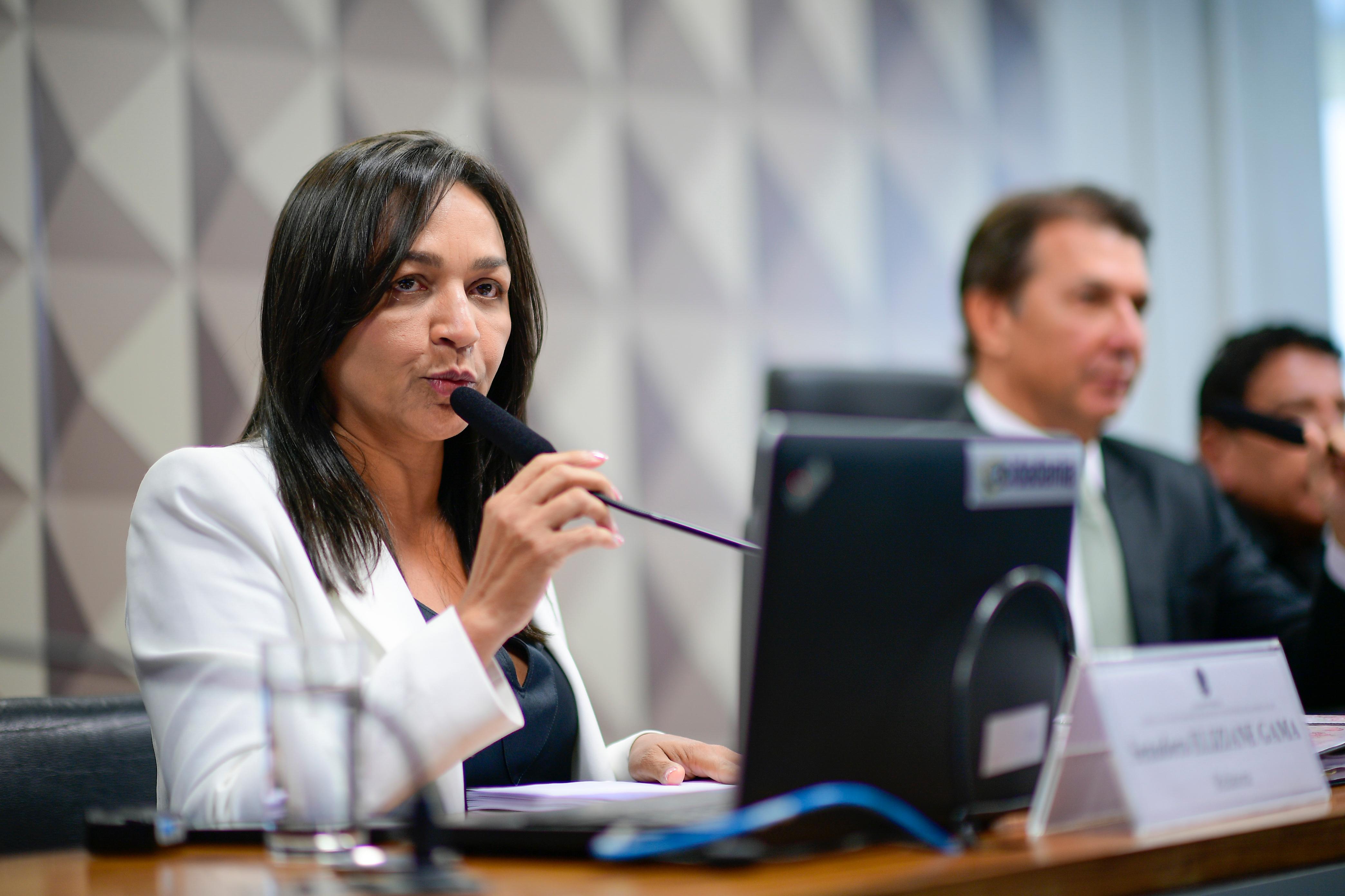 Relatora da comiss&atilde;o, a senadora Eliziane Gama (PSD-MA) defende as quebras de sigilos telem&aacute;ticos