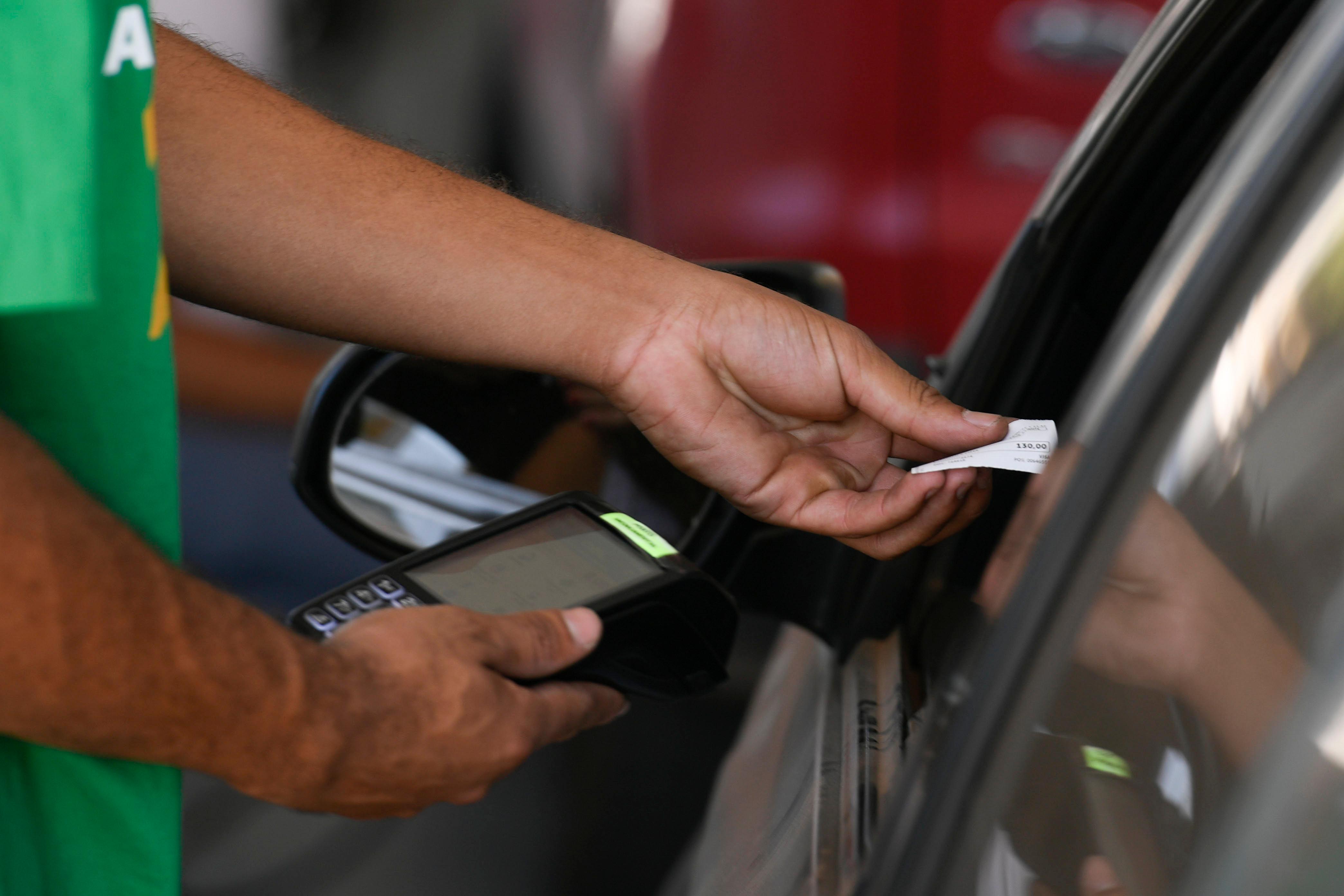 Pre&ccedil;o dos combust&iacute;veis impacta no resultado da infla&ccedil;&atilde;o 