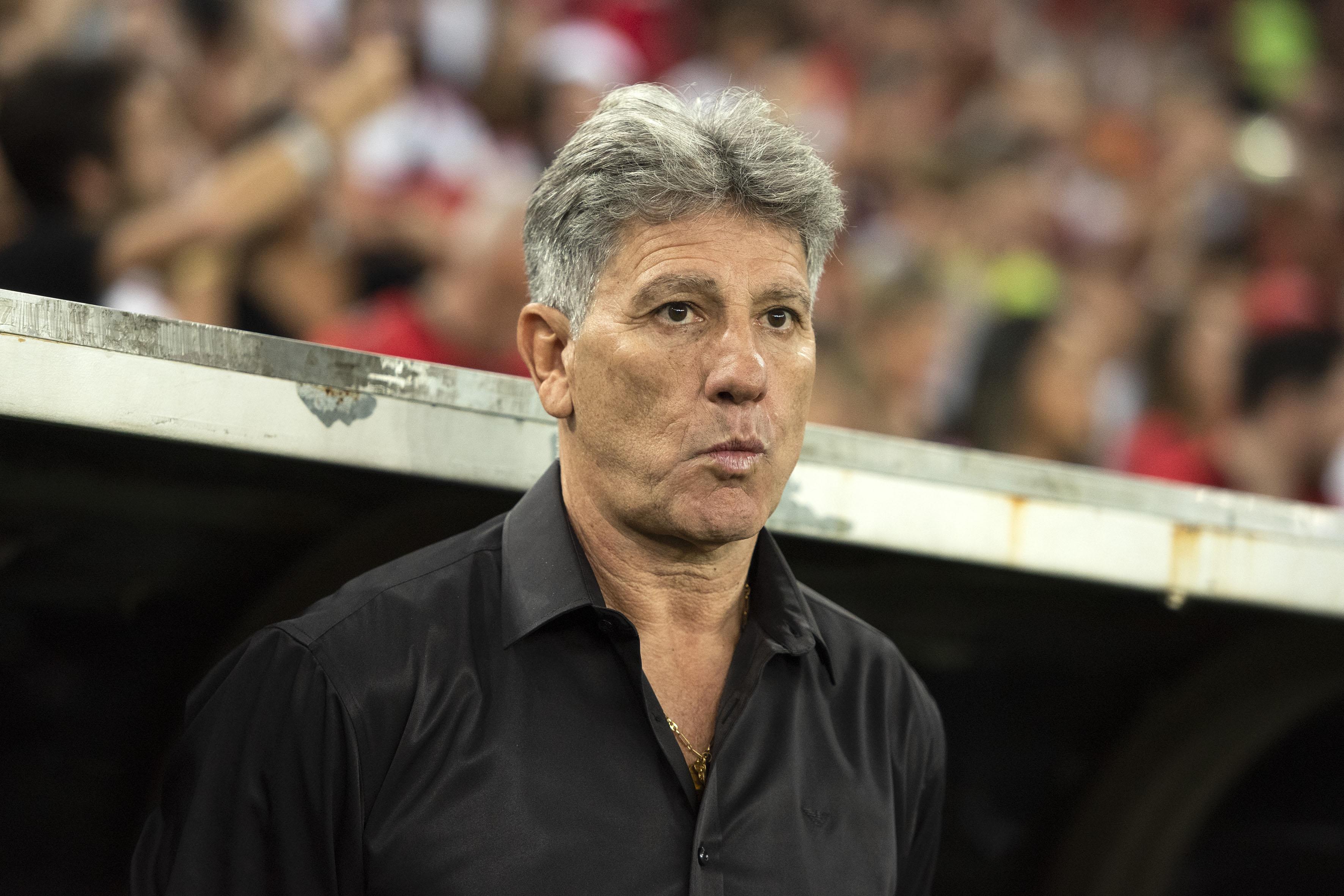 Treinador lamentou as in&uacute;meras chances de gol gremistas desperdi&ccedil;adas no Maracan&atilde;