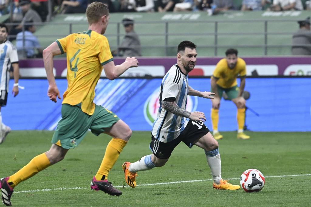 Argentina vence Austr&aacute;lia em Pequim com gol mais r&aacute;pido da carreira de Messi