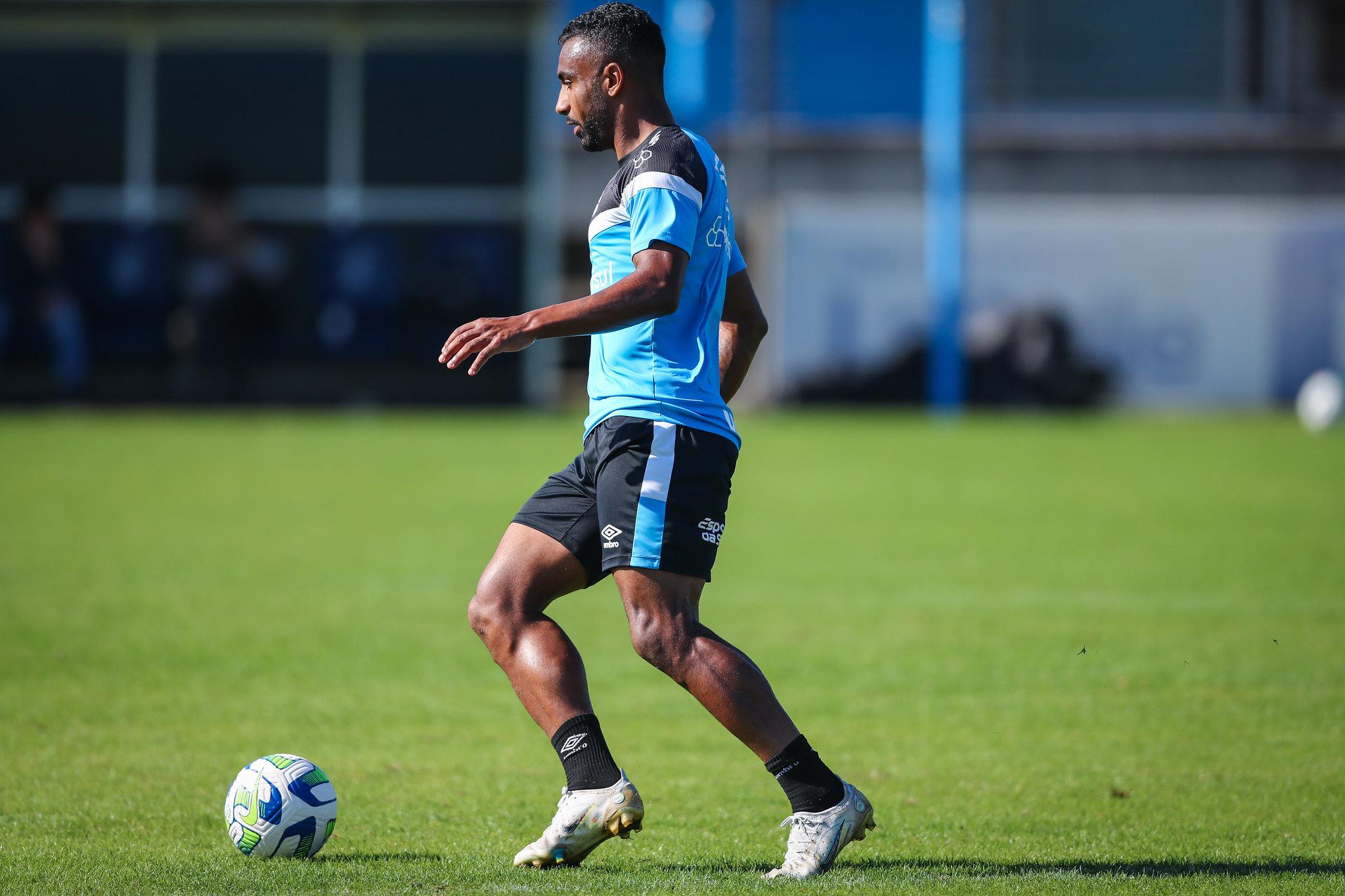 Everton Galdino &eacute; a nova baixa no Gr&ecirc;mio