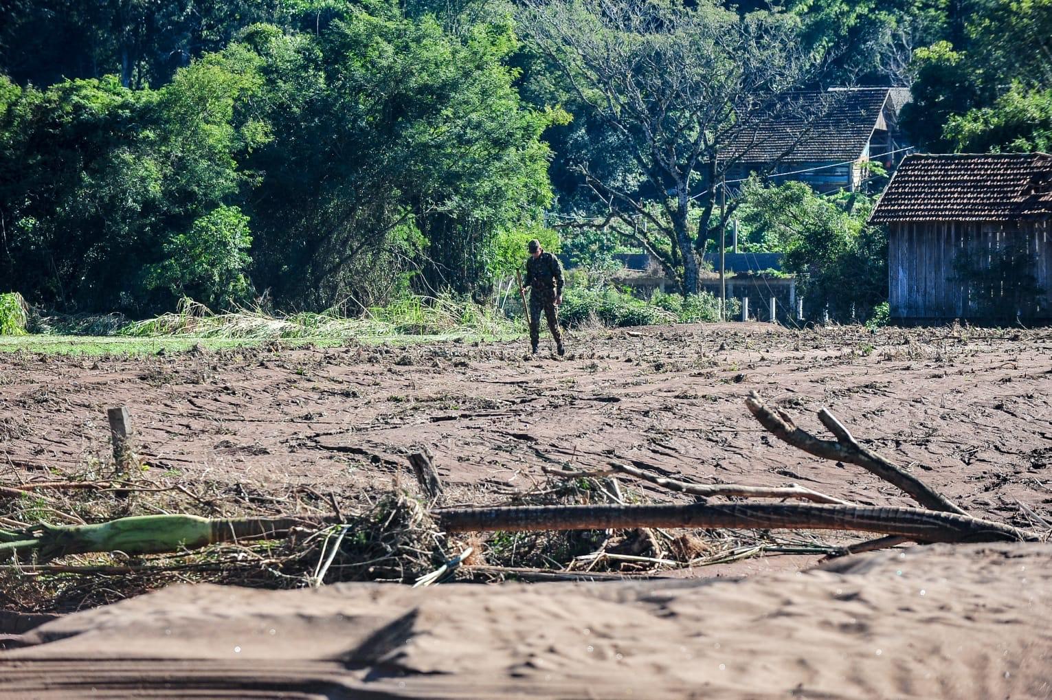 Uma pessoa ainda est&aacute; desaparecida em Cara&aacute;