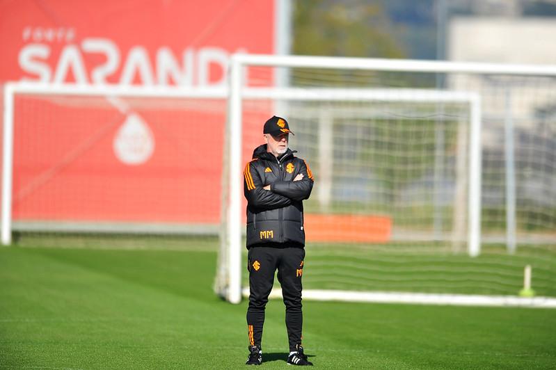 Prioridade da dire&ccedil;&atilde;o &eacute; dar mais op&ccedil;&otilde;es para Mano Menezes 