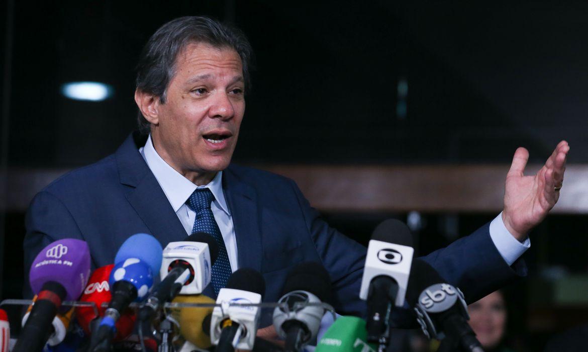 Segundo Haddad, a reforma tribut&aacute;ria dever&aacute; exigir mais articula&ccedil;&atilde;o pol&iacute;tica