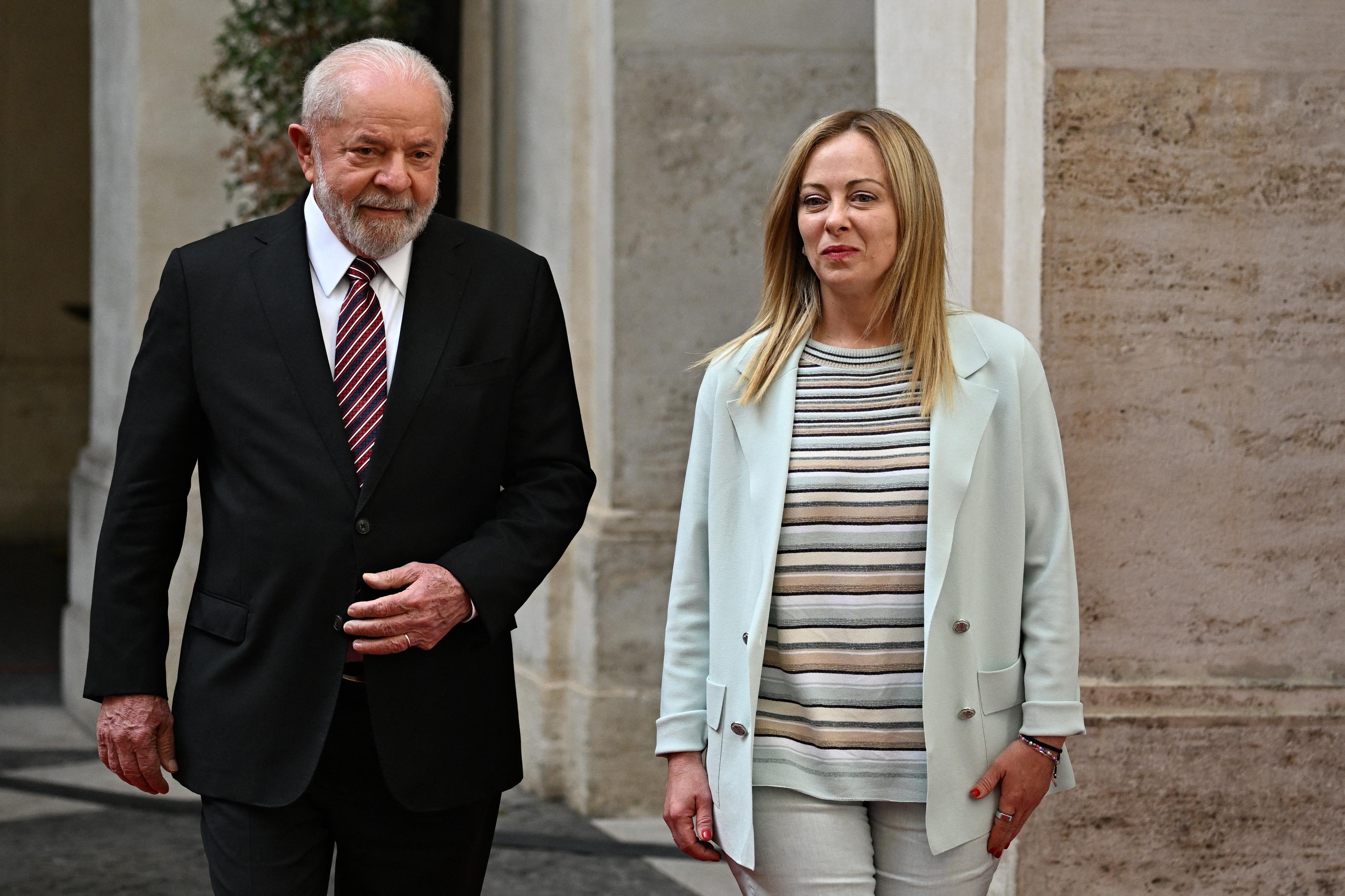 Taxa de juros &eacute; irracional e Campos Neto joga contra o Pa&iacute;s, diz Lula 