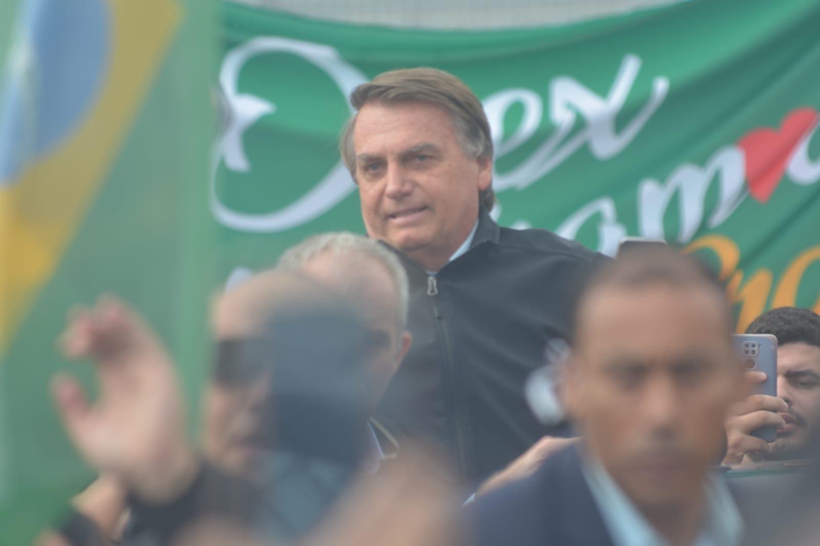 TSE retoma nesta ter&ccedil;a julgamento de a&ccedil;&atilde;o que pode deixar Bolsonaro ineleg&iacute;vel 