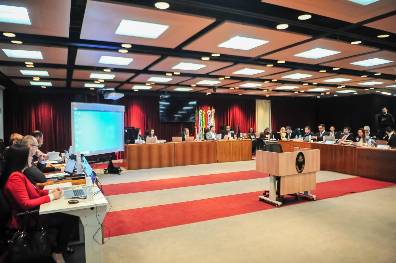 Tribunal do J&uacute;ri realiza segunda sess&atilde;o do caso do julgamento do Caso Becker