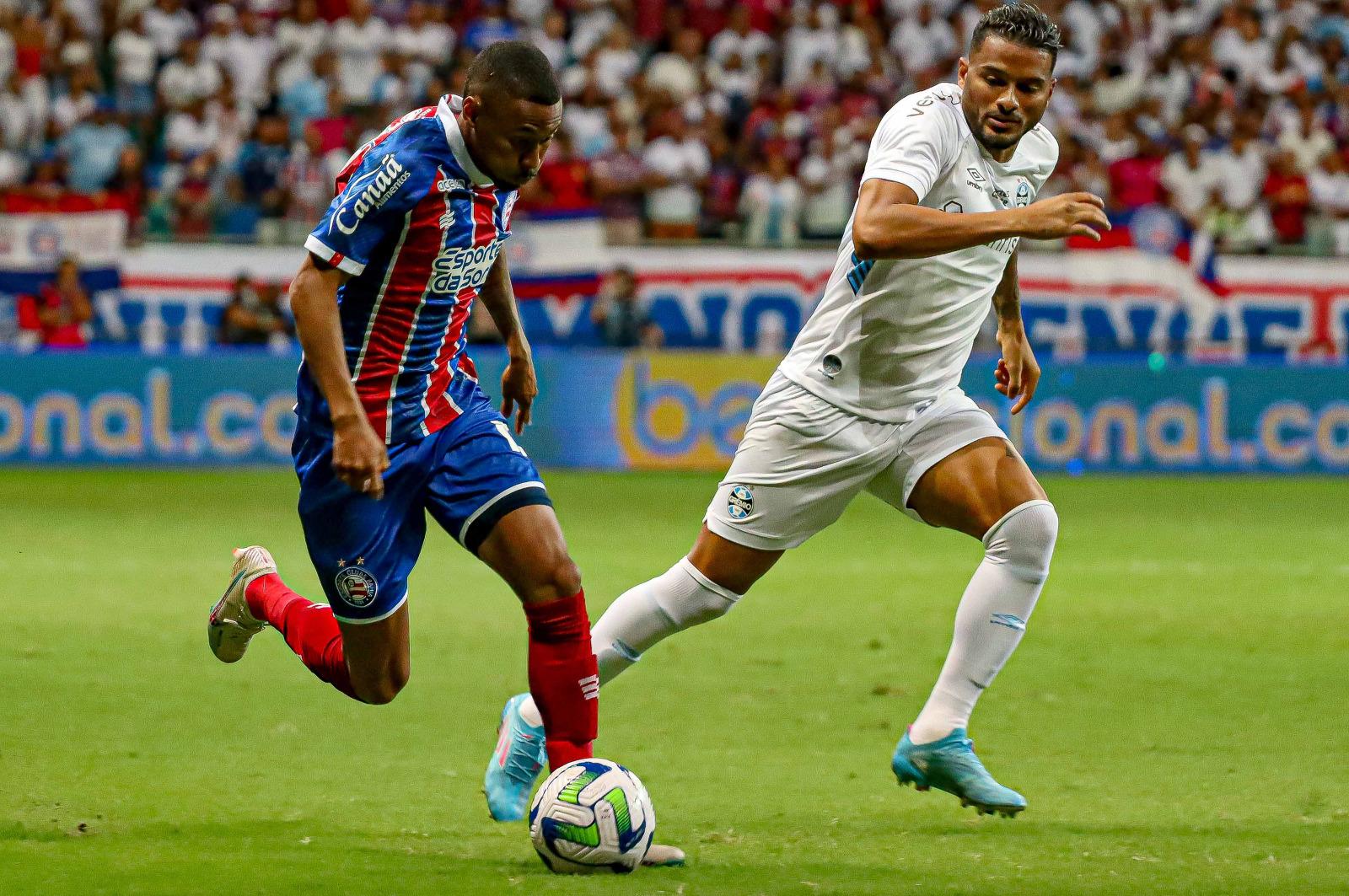 Na press&atilde;o, Tricolor encontrou o gol nos acr&eacute;scimos com Cuiabano
