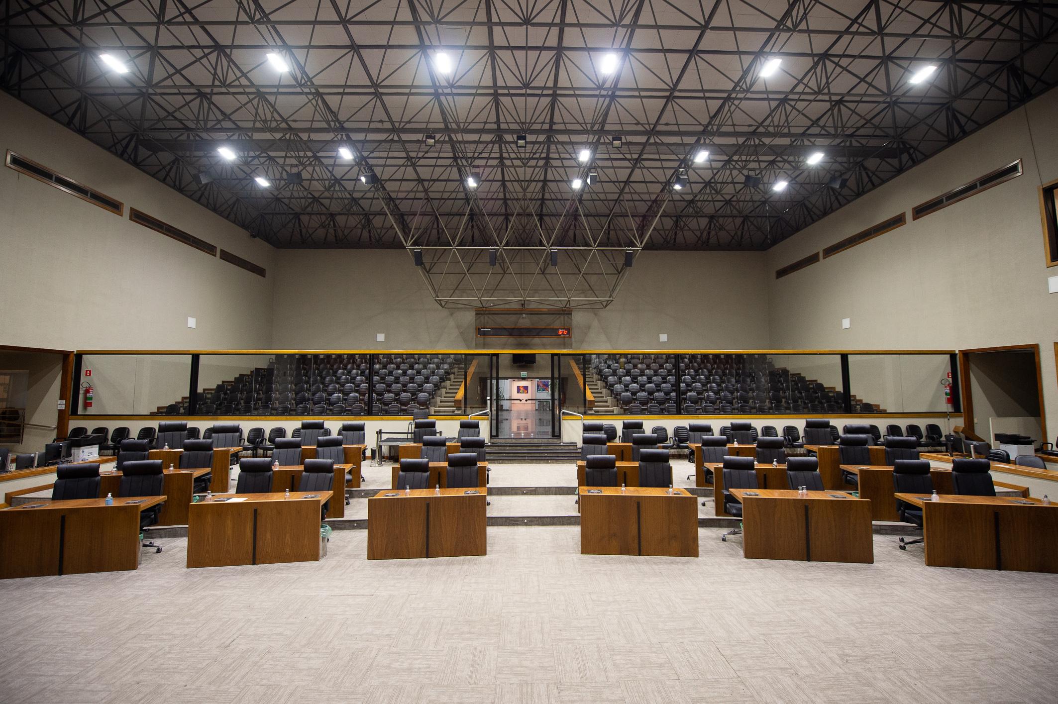 Com a redu&ccedil;&atilde;o populacional, a C&acirc;mara de Vereadores poder&aacute; ter 35 parlamentares em 2025