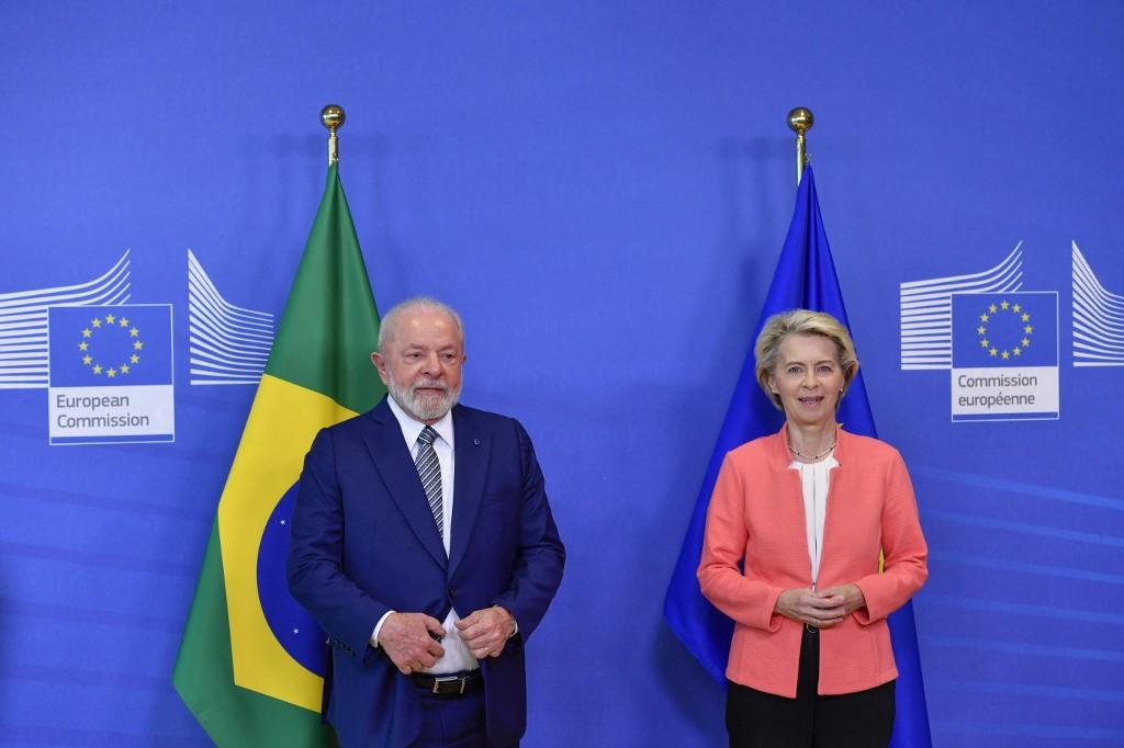 Lula em encontro com presidente da Comiss&atilde;o Europeia 