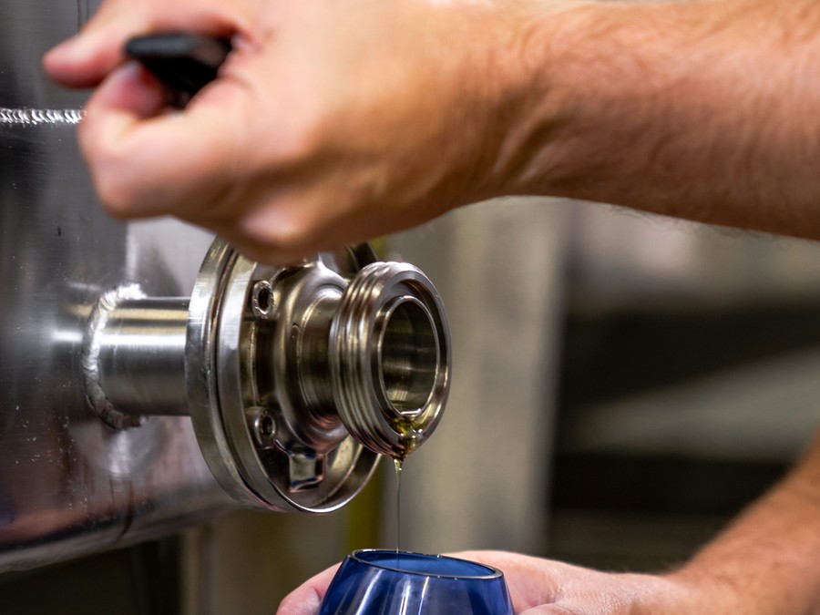 Azeite de oliva também auxilia na redução do colesterol Azeite de oliva também auxilia na redução do colesterol