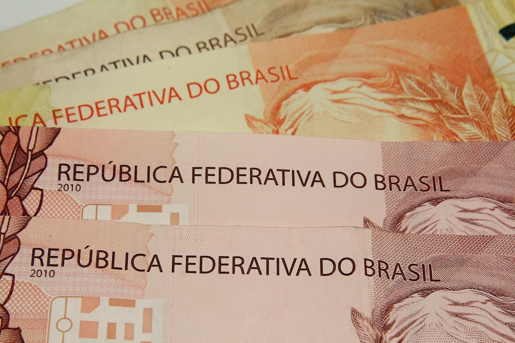 D&iacute;vida p&uacute;blica tem aumento 