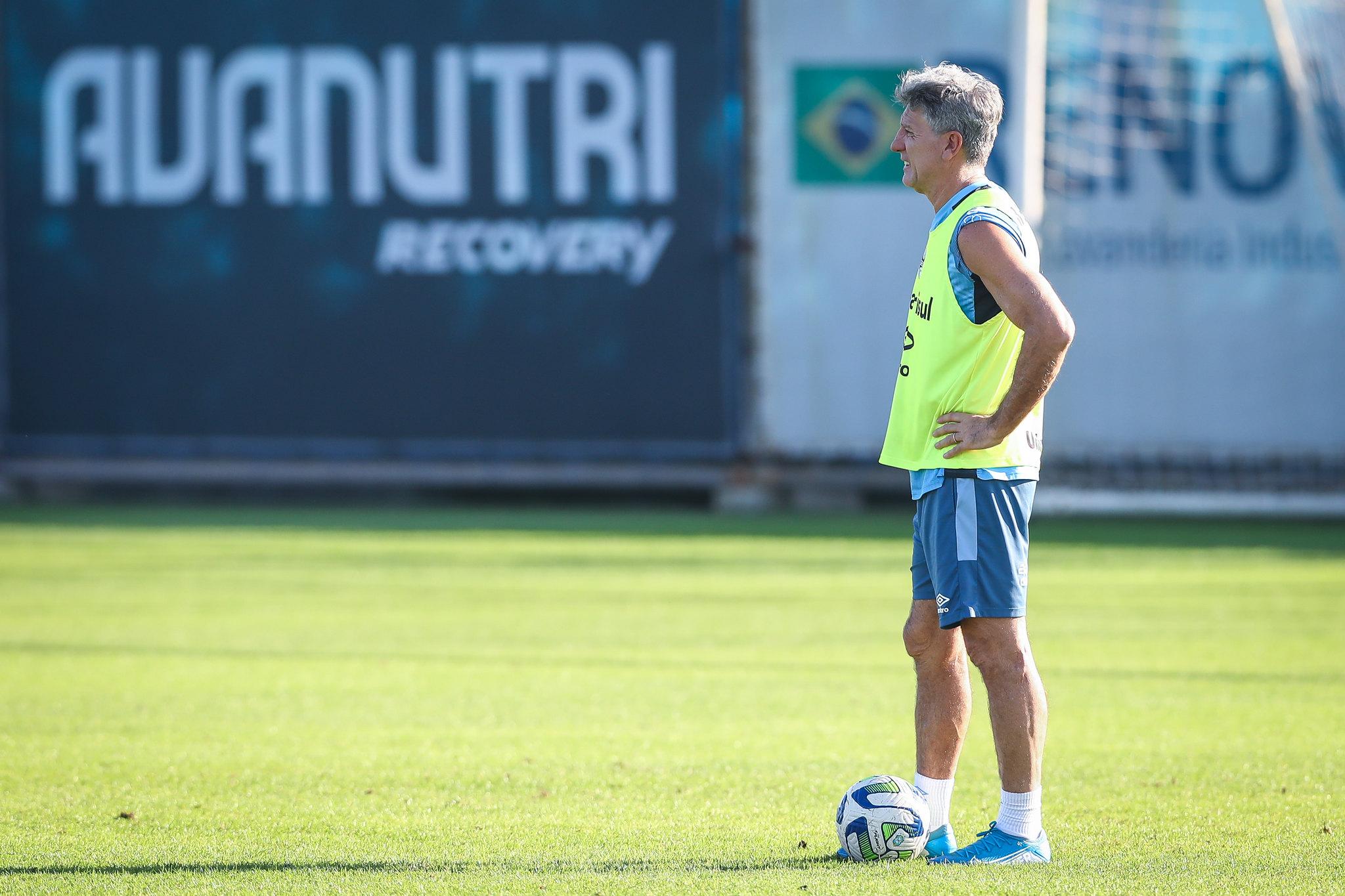 Renato Portaluppi tem escala&ccedil;&atilde;o encaminhada para este s&aacute;bado