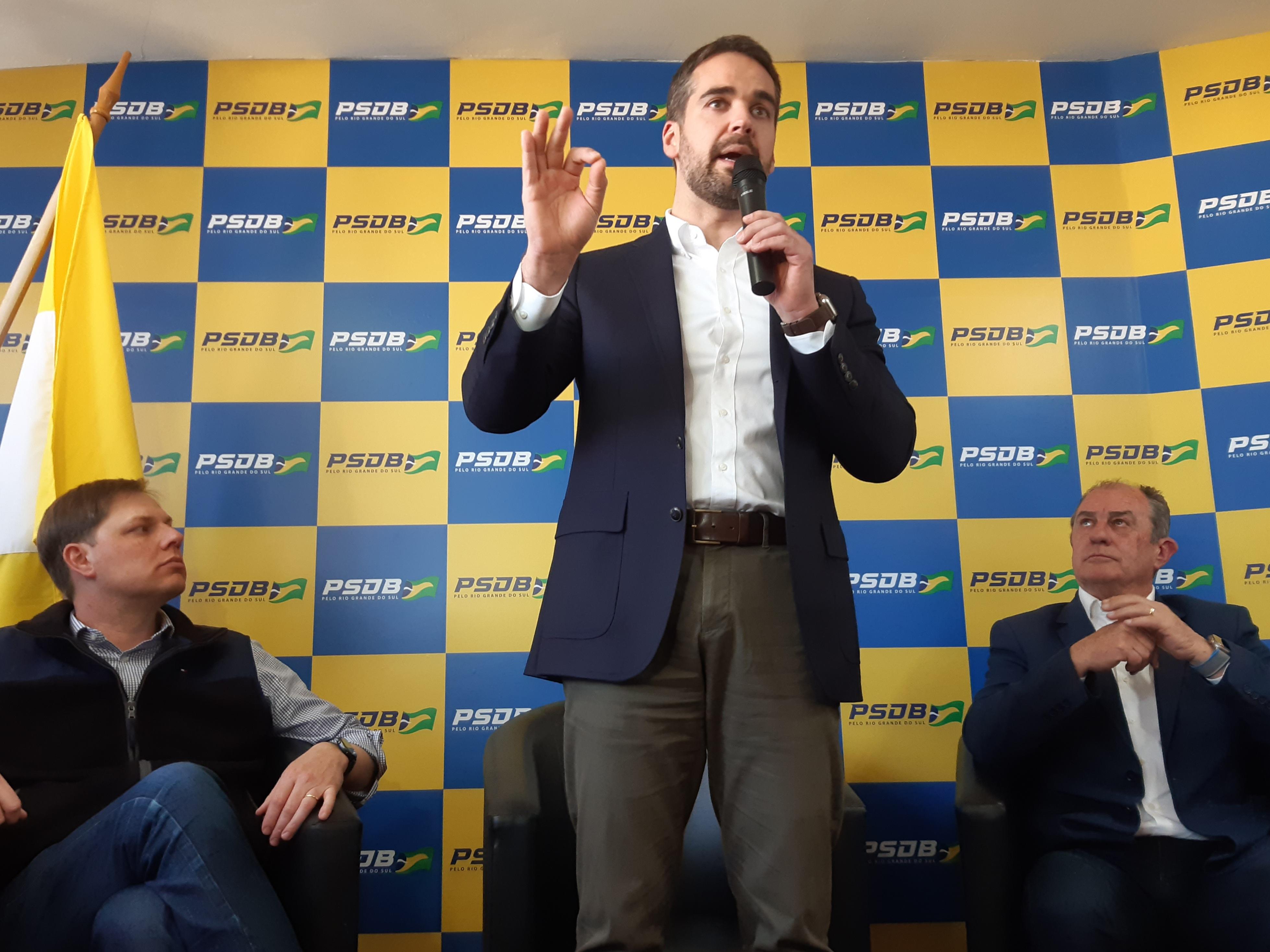 Eduardo Leite participou de ato de filia&ccedil;&atilde;o do prefeito de Gravata&iacute; ao PSDB