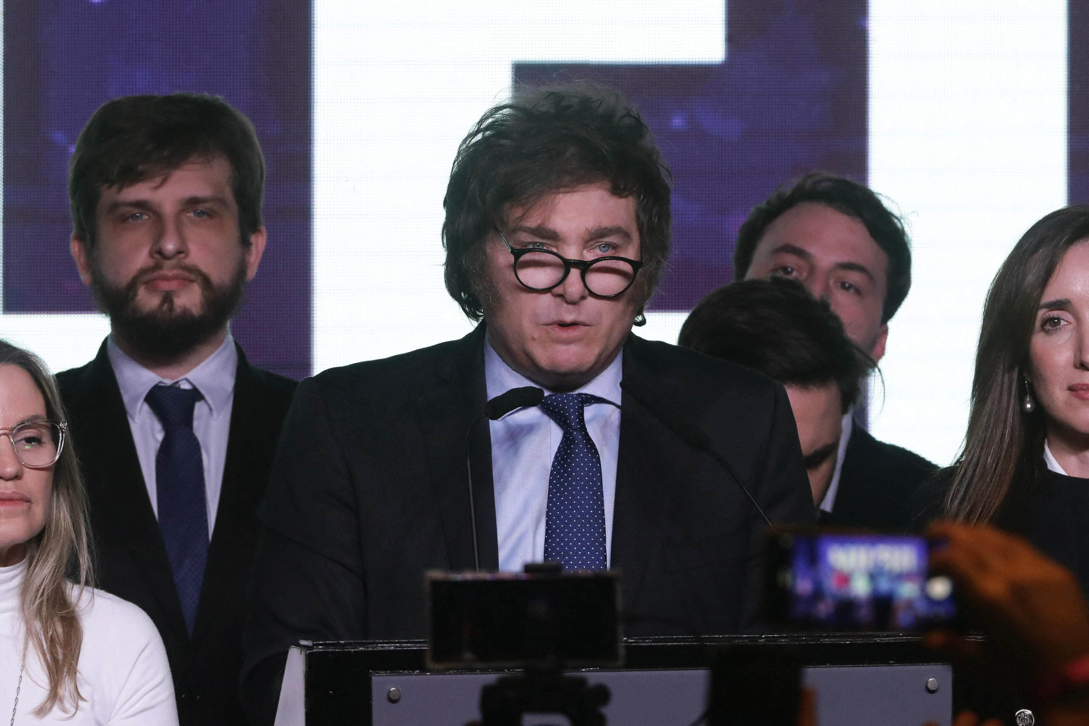 Javier Milei surpreendeu nas prim&aacute;rias da Argentina