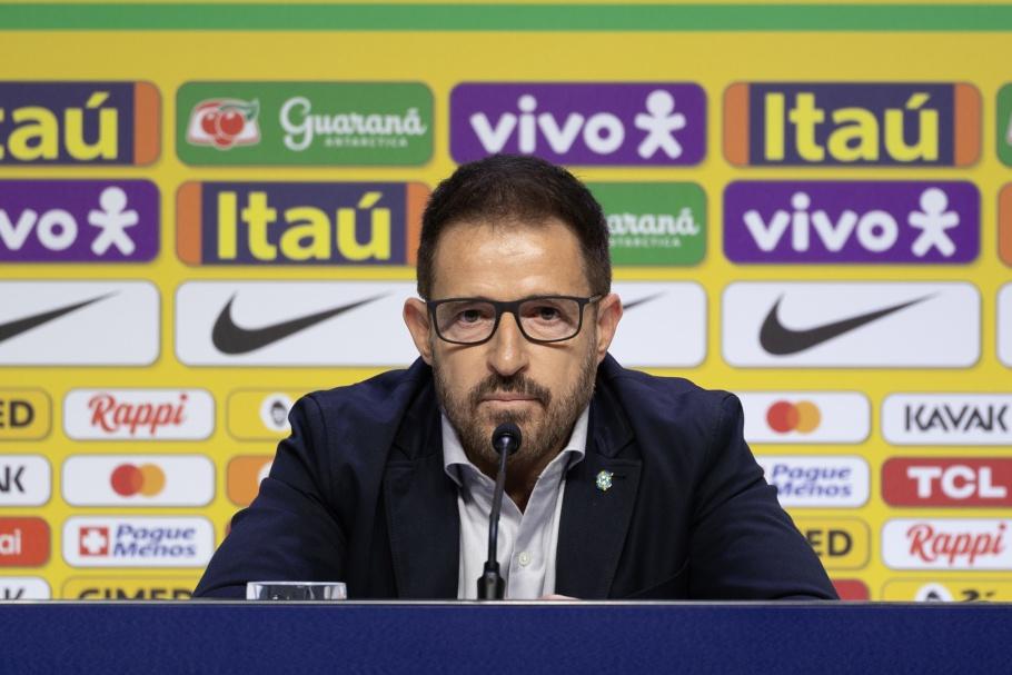 T&eacute;cnico Ramon Menezes convocou 22 atletas para amistosos de prepara&ccedil;&atilde;o