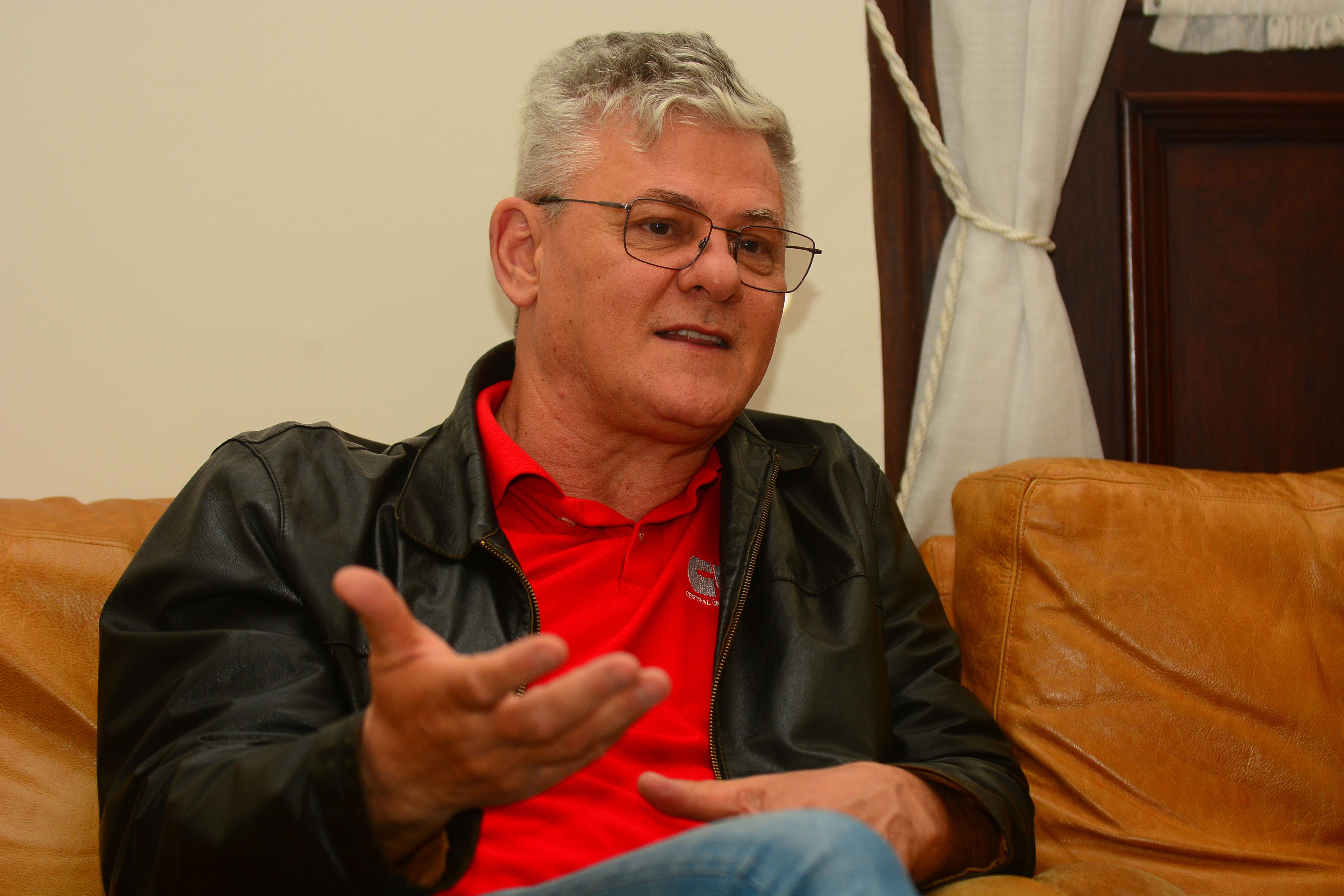 O presidente reeleito da Central &Uacute;nica dos Trabalhadores no Rio Grande do Sul (CUT-RS), Amarildo Cenci.