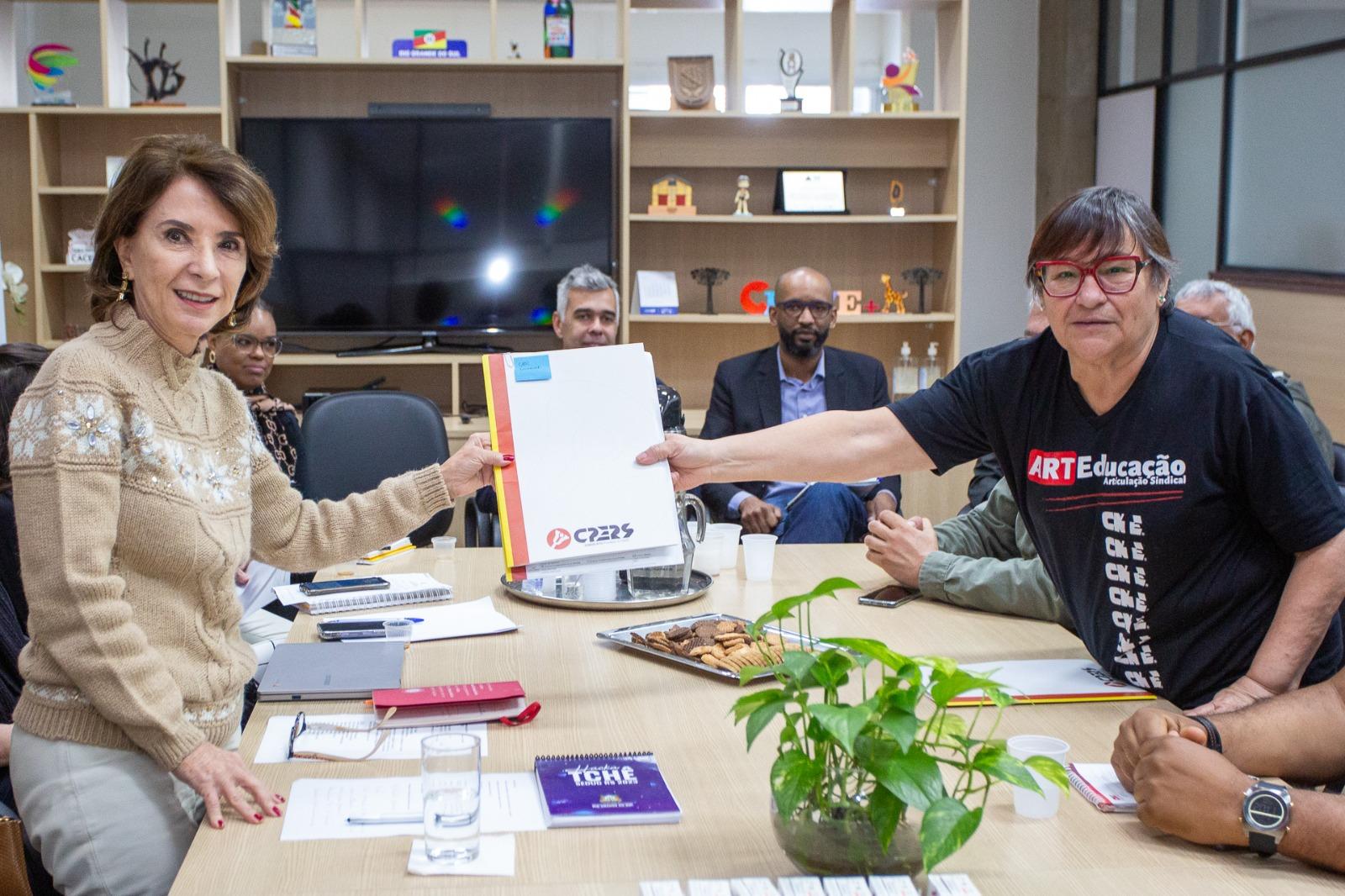 Cpers solicitou detalhes sobre concursos, pagamentos e exonera&ccedil;&otilde;es