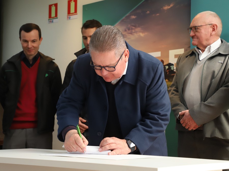 Vice-presidente do BRDE, Ranolfo Vieira Júnior, destacou interesse da instituição em apoiar o agronegócio Vice-presidente do BRDE, Ranolfo Vieira Júnior, destacou interesse da instituição em apoiar o agronegócio